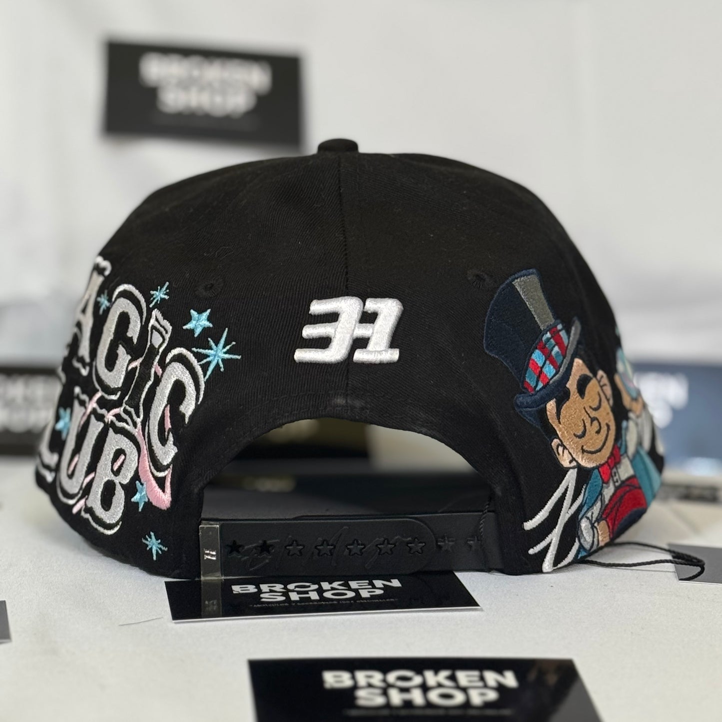 31 HATS “MAGO AZUL”