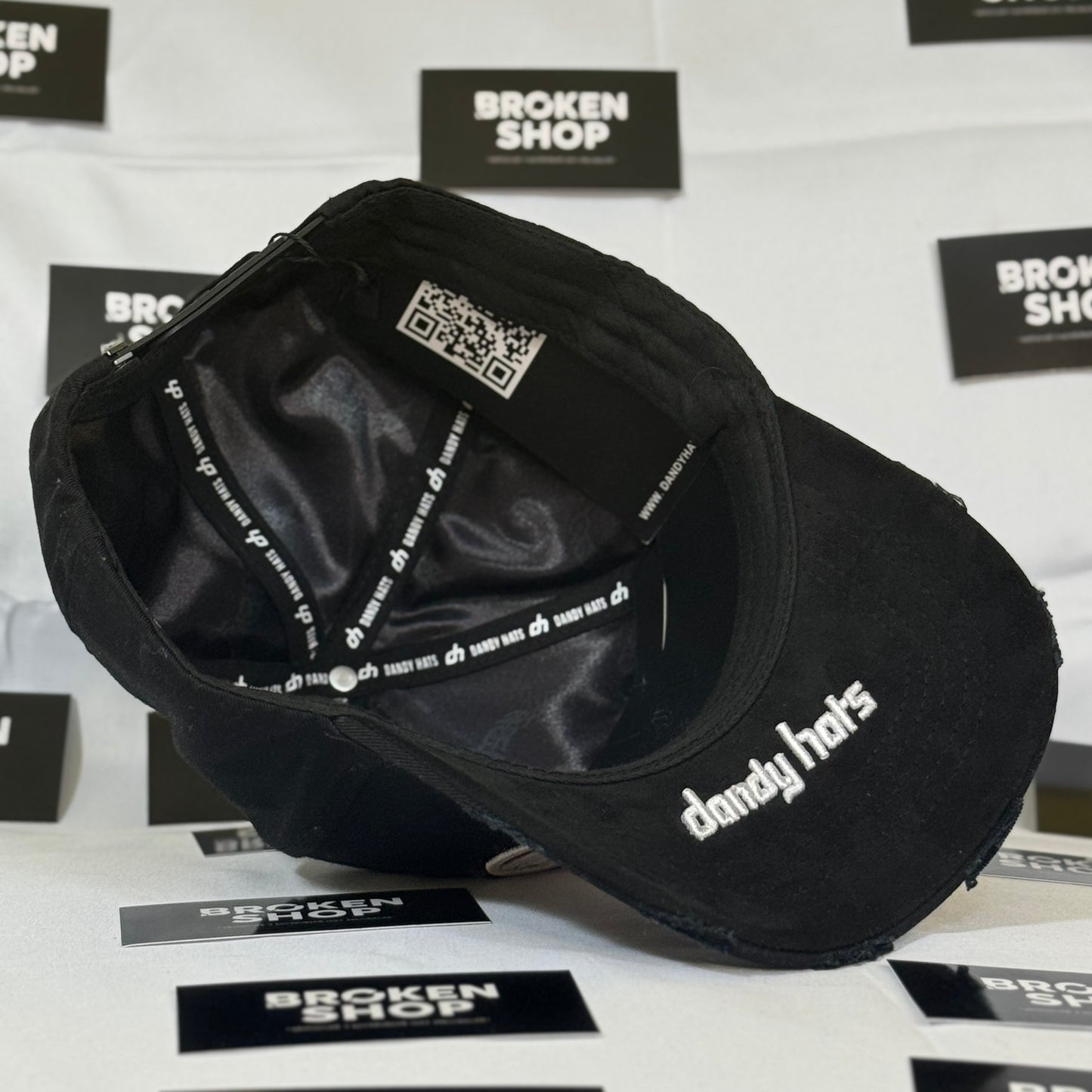 DANDY HATS "D.O.E"