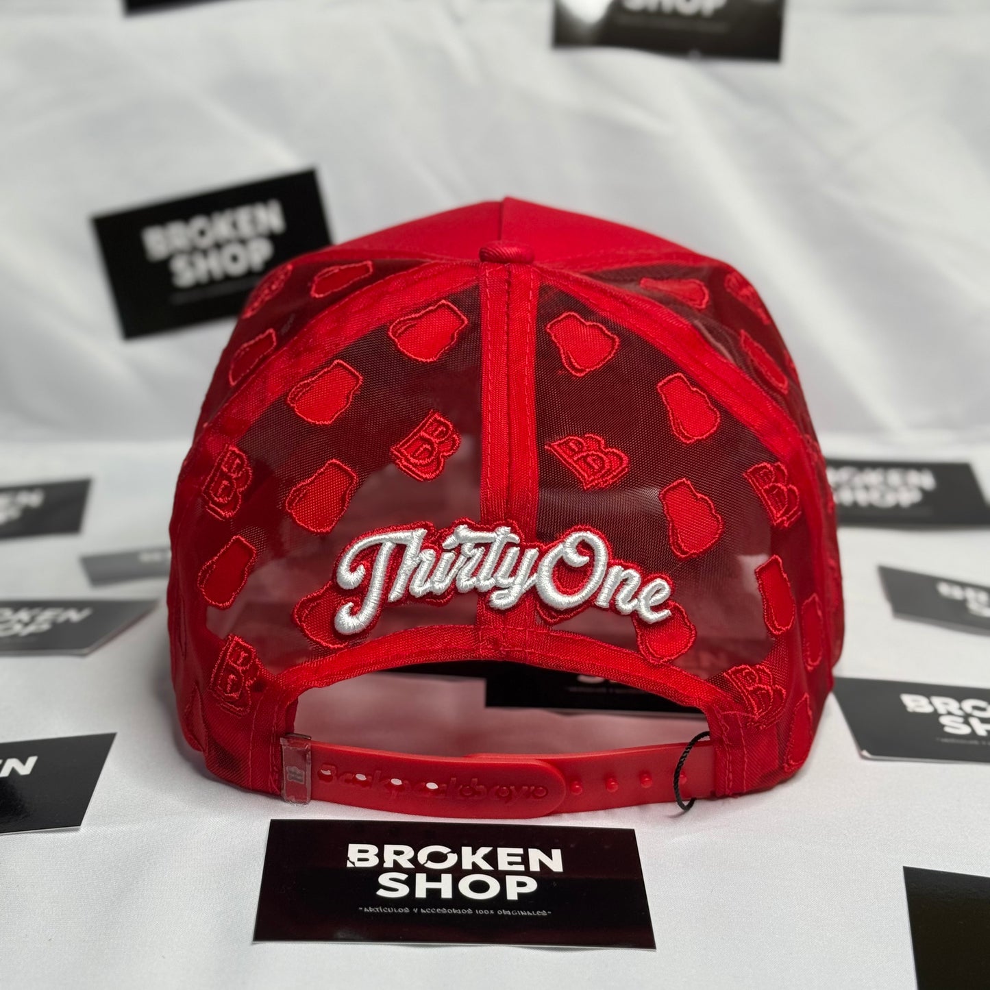 31 HATS "BACKPACK ROJA"