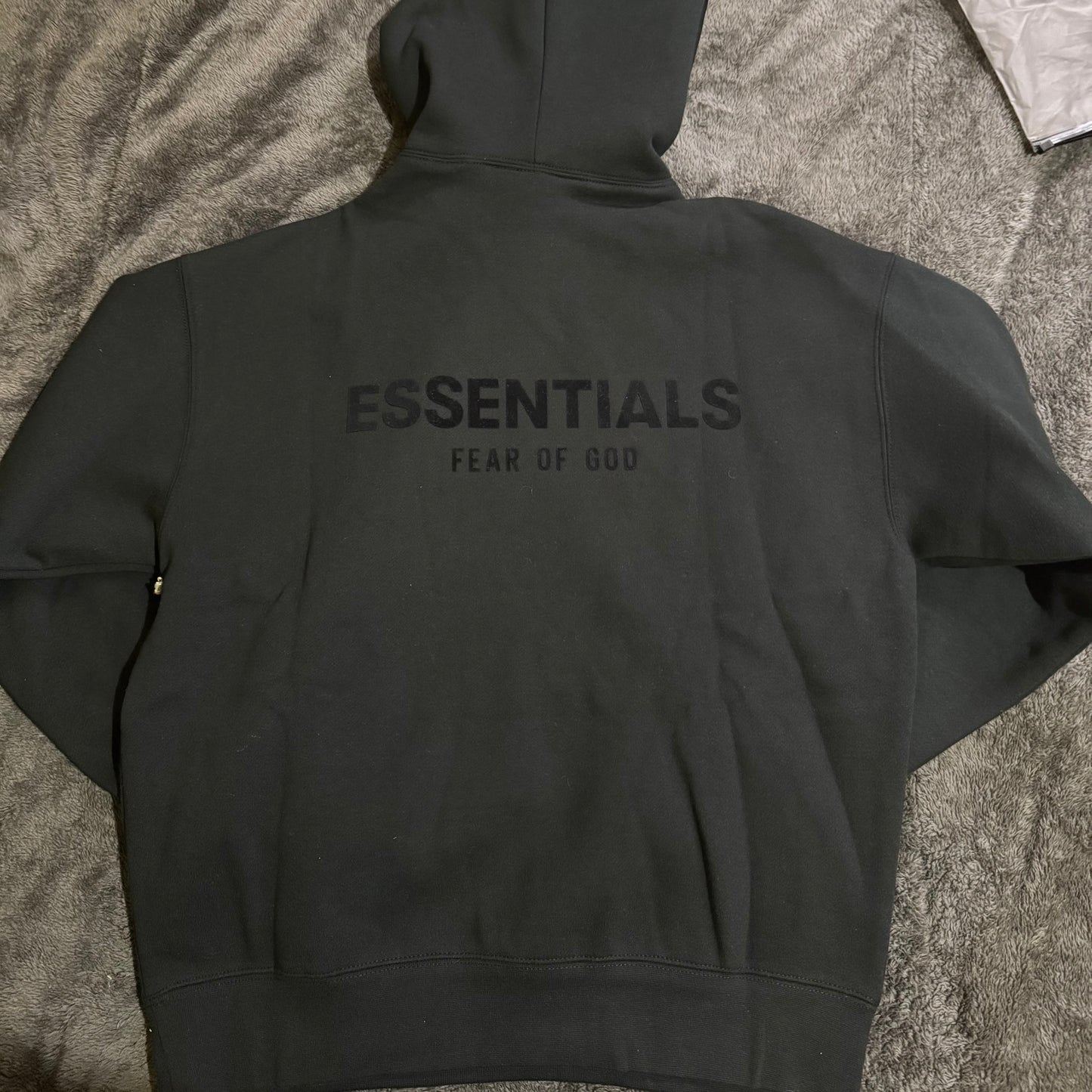 ESSENTIALS 2022 STRETCH LIMO